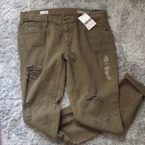 Gap girlfriend mid-rise jeans